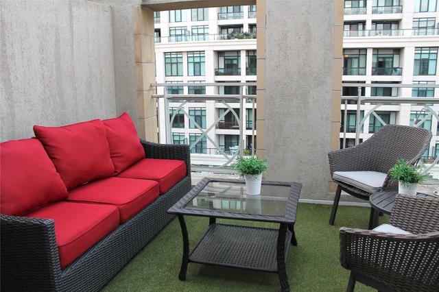 505 - 2511 Bloor St W, Condo with 2 bedrooms, 2 bathrooms and 2 parking in Toronto ON | Image 5