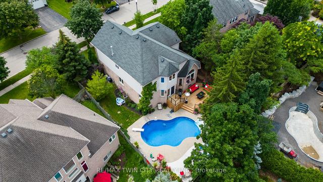10 Whisperwood Crt, House detached with 4 bedrooms, 3 bathrooms and 4 parking in Kitchener ON | Image 26