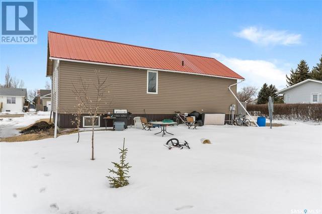 508 4th Avenue E, House detached with 4 bedrooms, 1 bathrooms and null parking in Watrous SK | Image 36