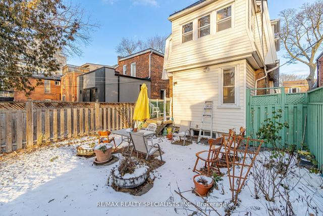 52 Hendrick Ave, House detached with 3 bedrooms, 2 bathrooms and 1 parking in Toronto ON | Image 17
