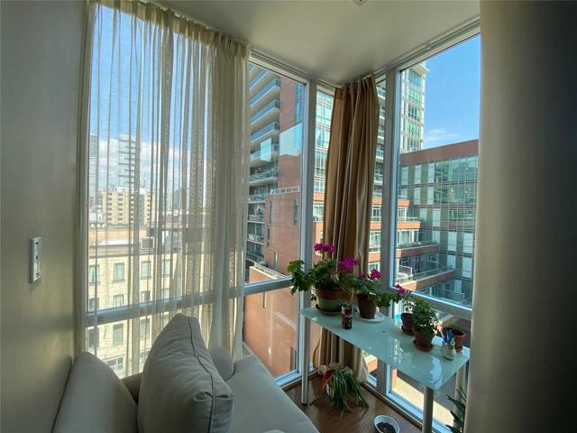 s629 - 112 George St, Condo with 2 bedrooms, 1 bathrooms and 1 parking in Toronto ON | Image 8