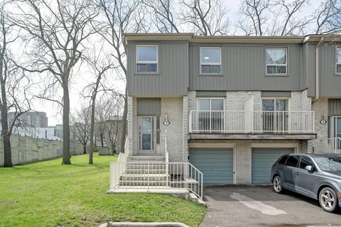 47 - 60 Hanson Rd, Townhouse with 3 bedrooms, 3 bathrooms and 2 parking in Mississauga ON | Card Image