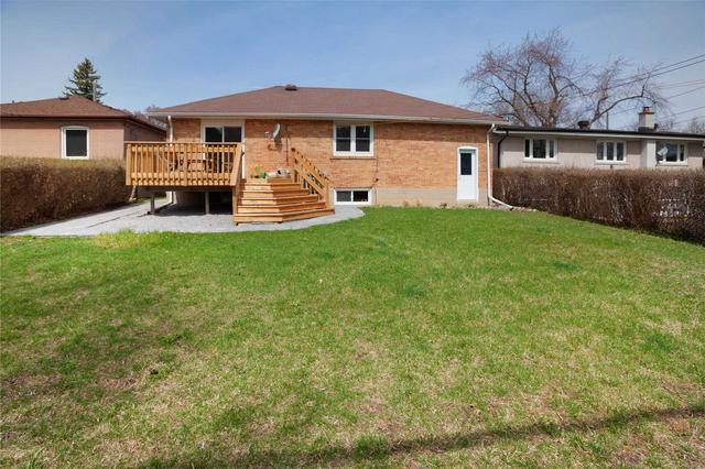 273 Betty Ann Dr, House detached with 3 bedrooms, 3 bathrooms and 3 parking in Toronto ON | Image 29