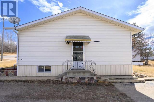 4906 Lakeview Road S, House detached with 3 bedrooms, 2 bathrooms and 6 parking in Boyle AB | Image 3