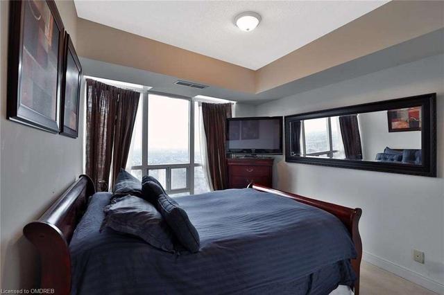 2702 - 70 Absolute Ave, Condo with 2 bedrooms, 2 bathrooms and 1 parking in Mississauga ON | Image 8