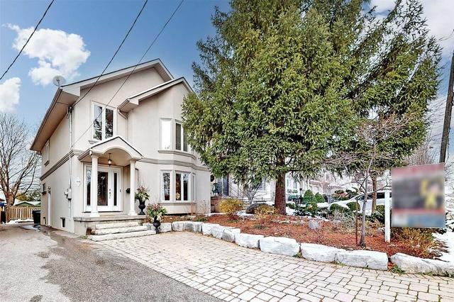 160 Elmwood Ave, House detached with 4 bedrooms, 3 bathrooms and 3 parking in Toronto ON | Image 23
