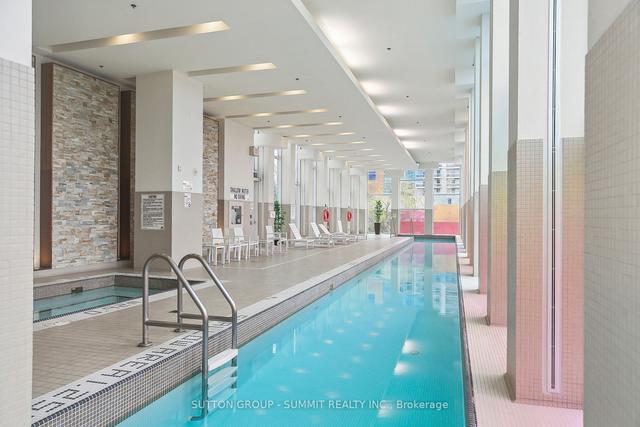 1111 - 15 Singer Crt, Condo with 1 bedrooms, 2 bathrooms and 1 parking in Toronto ON | Image 21