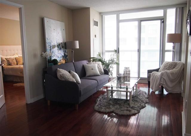 1602 - 509 Beecroft Rd, Condo with 2 bedrooms, 2 bathrooms and 1 parking in Toronto ON | Image 7