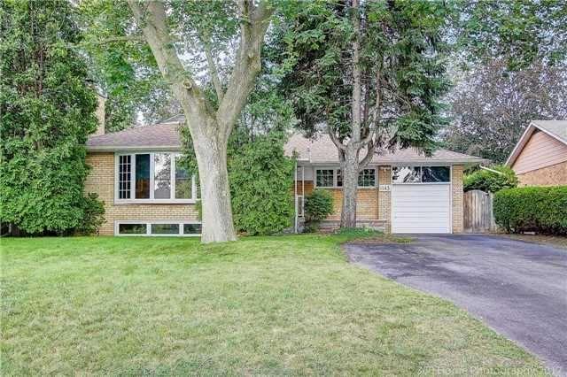 1143 Sarta Rd, House detached with 3 bedrooms, 2 bathrooms and 4 parking in Oakville ON | Image 2