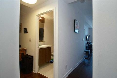 3401 - 21 Widmer St, Condo with 1 bedrooms, 2 bathrooms and 1 parking in Toronto ON | Image 2