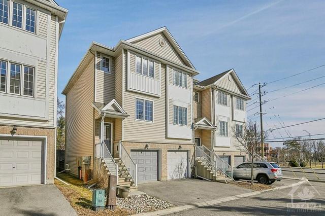 183 Fordham Private, Townhouse with 2 bedrooms, 2 bathrooms and 2 parking in Ottawa ON | Image 3