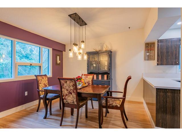 2184 Crestview Crescent, House detached with 5 bedrooms, 3 bathrooms and 4 parking in Castlegar BC | Image 32
