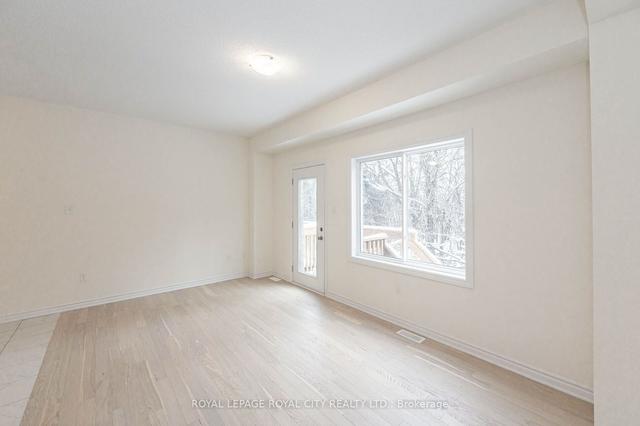 21 Jell St, House attached with 3 bedrooms, 3 bathrooms and 3 parking in Guelph ON | Image 17