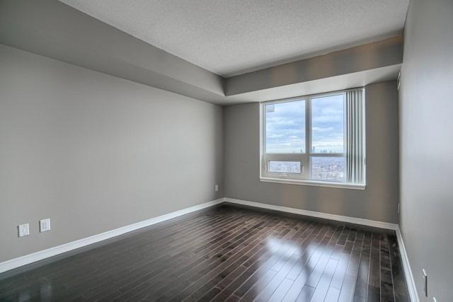 Lph 7 - 3 Michael Power Pl, Condo with 2 bedrooms, 2 bathrooms and 1 parking in Toronto ON | Image 10