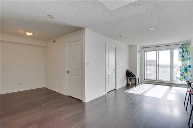 809 - 30 Herons Hill Way, Condo with 1 bedrooms, 1 bathrooms and 1 parking in Toronto ON | Image 2