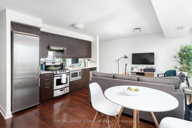 lph21 - 320 Richmond St E, Condo with 1 bedrooms, 1 bathrooms and 1 parking in Toronto ON | Image 2