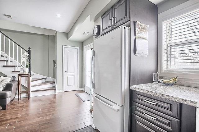 125 Hall St, Townhouse with 3 bedrooms, 3 bathrooms and 1 parking in Richmond Hill ON | Image 8