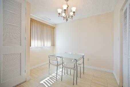 339 - 4005 Don Mills Rd, Townhouse with 3 bedrooms, 2 bathrooms and 1 parking in Toronto ON | Image 3