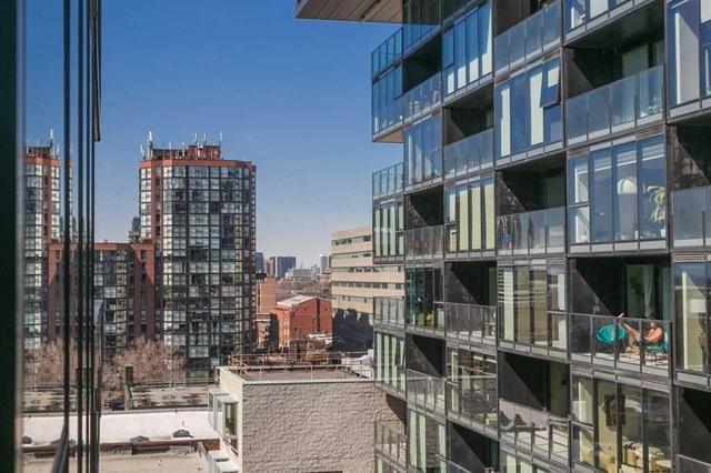 1007 - 38 Stewart St, Condo with 1 bedrooms, 1 bathrooms and null parking in Toronto ON | Image 30