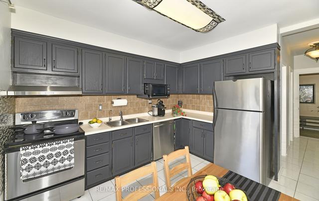 2160 Brampton St, House detached with 3 bedrooms, 1 bathrooms and 7 parking in Hamilton ON | Image 6