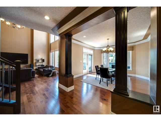 5537 Mcluhan Bl Nw, House detached with 6 bedrooms, 5 bathrooms and 6 parking in Edmonton AB | Image 8