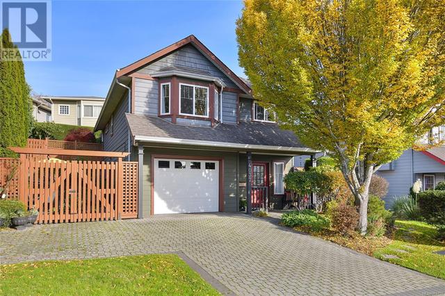 4037 Blackberry Lane, House detached with 3 bedrooms, 2 bathrooms and 1 parking in Saanich BC | Image 1