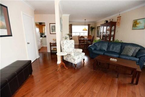 361 St. Augustine Dr, House detached with 3 bedrooms, 2 bathrooms and 6 parking in Oakville ON | Image 2