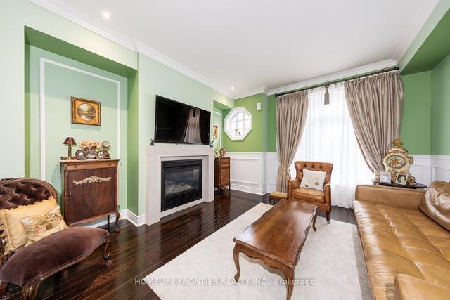 43 Lobo Mews, House attached with 3 bedrooms, 3 bathrooms and 2 parking in Toronto ON | Image 19