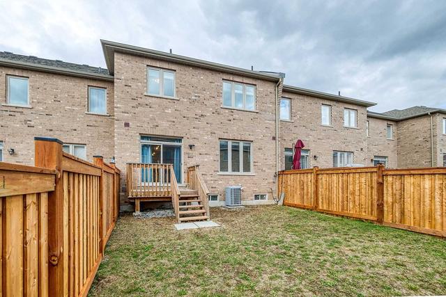 51 Decast Cres, House attached with 4 bedrooms, 3 bathrooms and 2 parking in Markham ON | Image 9