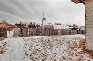 89 Fonda Drive Se, Home with 5 bedrooms, 2 bathrooms and 2 parking in Calgary AB | Image 18