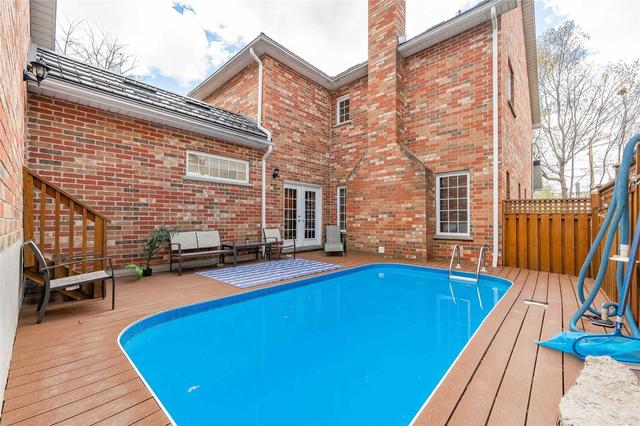 67 King St, House detached with 3 bedrooms, 4 bathrooms and 8 parking in Guelph ON | Image 8