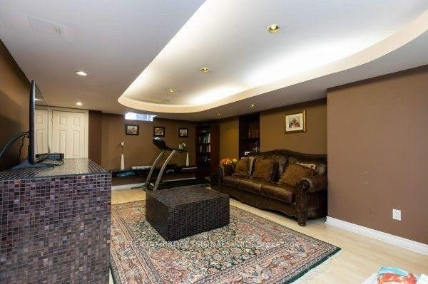 2078 Perran Dr, House detached with 4 bedrooms, 4 bathrooms and 6 parking in Mississauga ON | Image 19