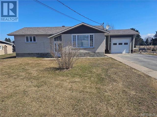 543 Principale, House detached with 3 bedrooms, 2 bathrooms and null parking in Beresford NB | Image 1