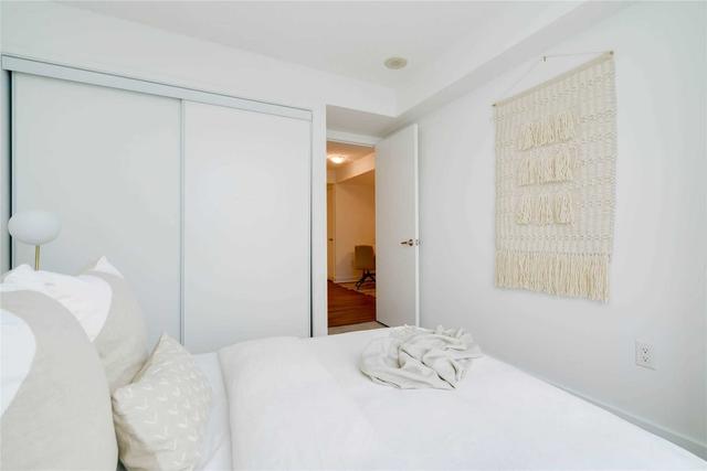 4010 - 25 Telegram Mews, Condo with 2 bedrooms, 2 bathrooms and 1 parking in Toronto ON | Image 11