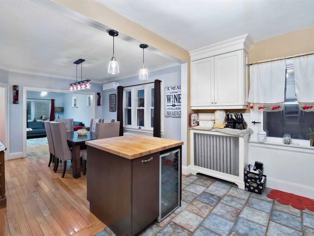 58 Ashbury Ave, House semidetached with 4 bedrooms, 3 bathrooms and 1 parking in Toronto ON | Image 4
