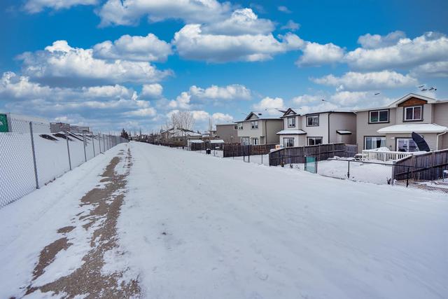 68 Covehaven Terrace Ne, House detached with 3 bedrooms, 2 bathrooms and 4 parking in Calgary AB | Image 44