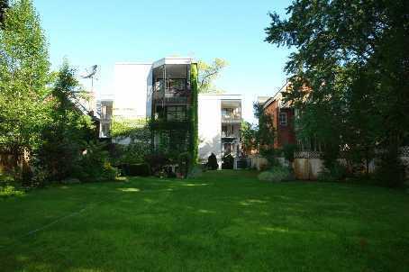 01 - 105 Heath St W, Condo with 1 bedrooms, 2 bathrooms and 1 parking in Toronto ON | Image 9