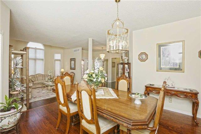 24 Tall Oaks Pl, House detached with 4 bedrooms, 3 bathrooms and 5 parking in Brampton ON | Image 5