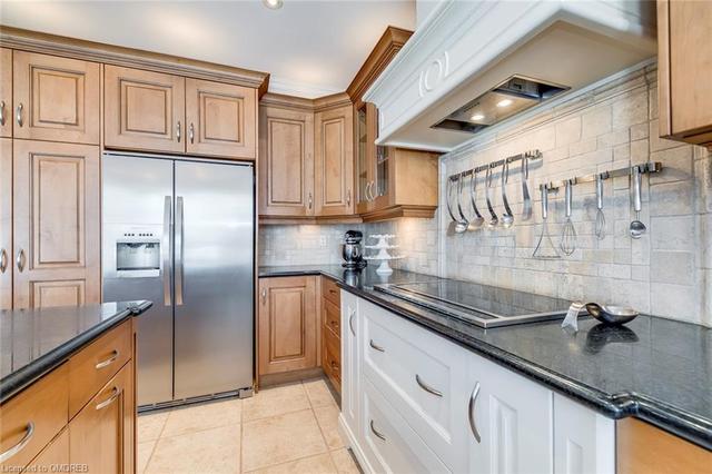 2465 North Ridge Trail, House detached with 4 bedrooms, 2 bathrooms and 4 parking in Oakville ON | Image 19