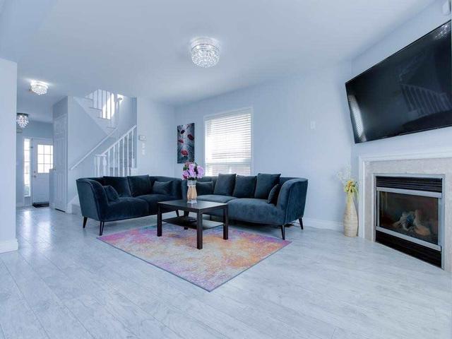 207 Bean Cres, House semidetached with 3 bedrooms, 3 bathrooms and 2 parking in Ajax ON | Image 34