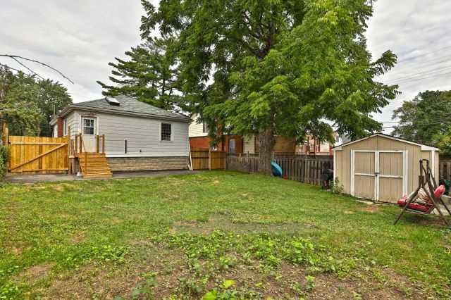 72 Montrose Ave, House detached with 2 bedrooms, 2 bathrooms and 4 parking in Hamilton ON | Image 19