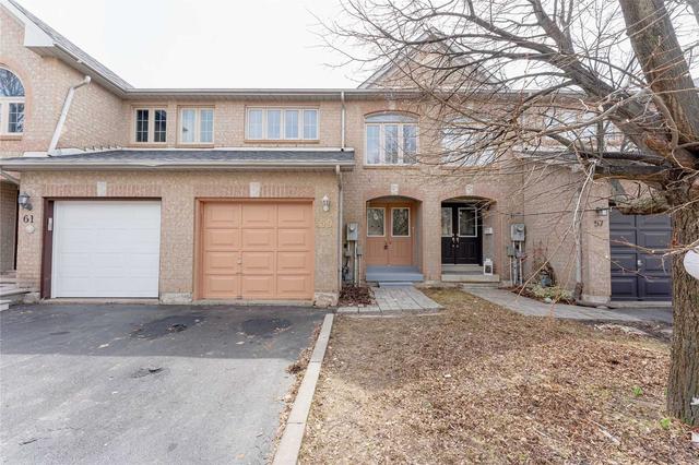 59 Gilgorm Rd, Townhouse with 3 bedrooms, 2 bathrooms and 2 parking in Brampton ON | Image 12