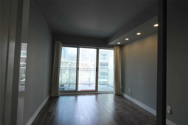 521 - 600 Queens Quay W, Condo with 2 bedrooms, 2 bathrooms and 1 parking in Toronto ON | Image 11