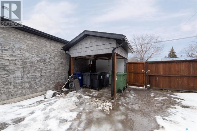 825 N Avenue S, House detached with 5 bedrooms, 4 bathrooms and null parking in Saskatoon SK | Image 41