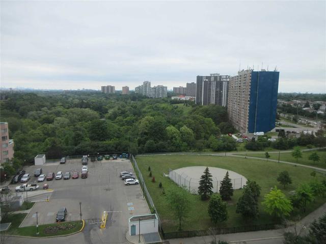 1205 - 21 Markbrook Lane, Condo with 2 bedrooms, 2 bathrooms and 1 parking in Toronto ON | Image 7