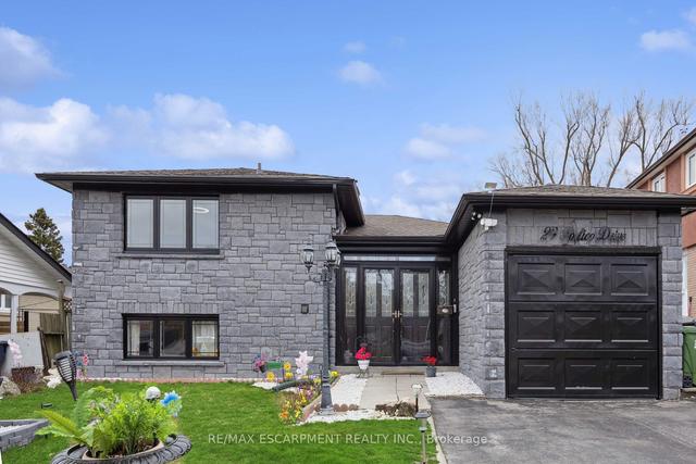 29 Portico Dr, House detached with 3 bedrooms, 4 bathrooms and 3 parking in Toronto ON | Image 12