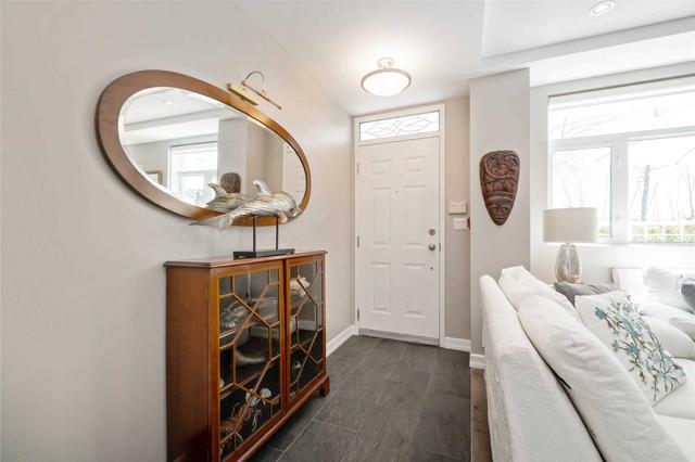 103 - 28 Stadium Rd, Townhouse with 2 bedrooms, 3 bathrooms and 2 parking in Toronto ON | Image 3