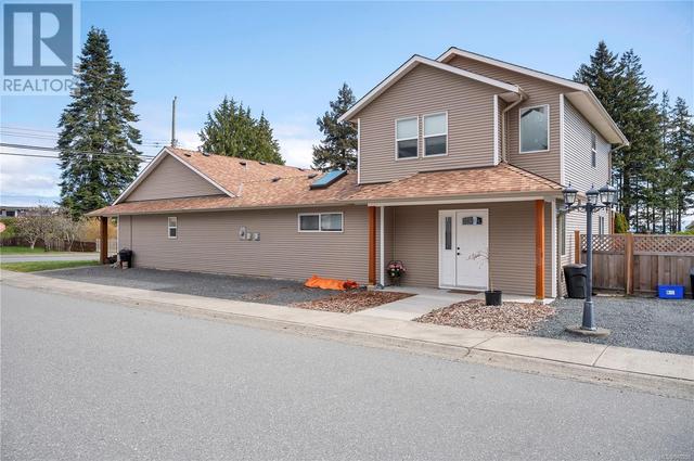 1 - 91 Dahl Rd, House detached with 4 bedrooms, 4 bathrooms and 2 parking in Campbell River BC | Image 3