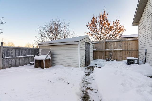 309 Grey Crescent, House detached with 3 bedrooms, 1 bathrooms and 3 parking in Wood Buffalo AB | Image 17