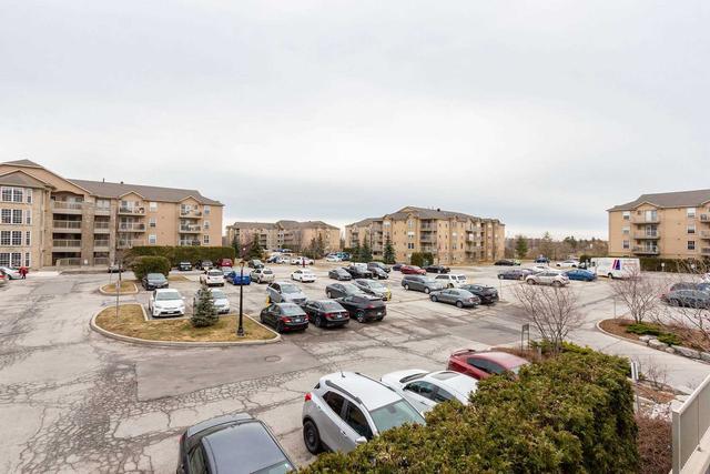 216 - 1480 Bishops Gate, Condo with 2 bedrooms, 2 bathrooms and 2 parking in Oakville ON | Image 17